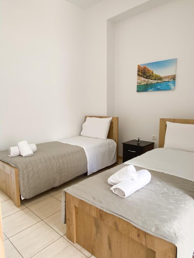 Acta'S Rooms Himarë Eksteriør billede