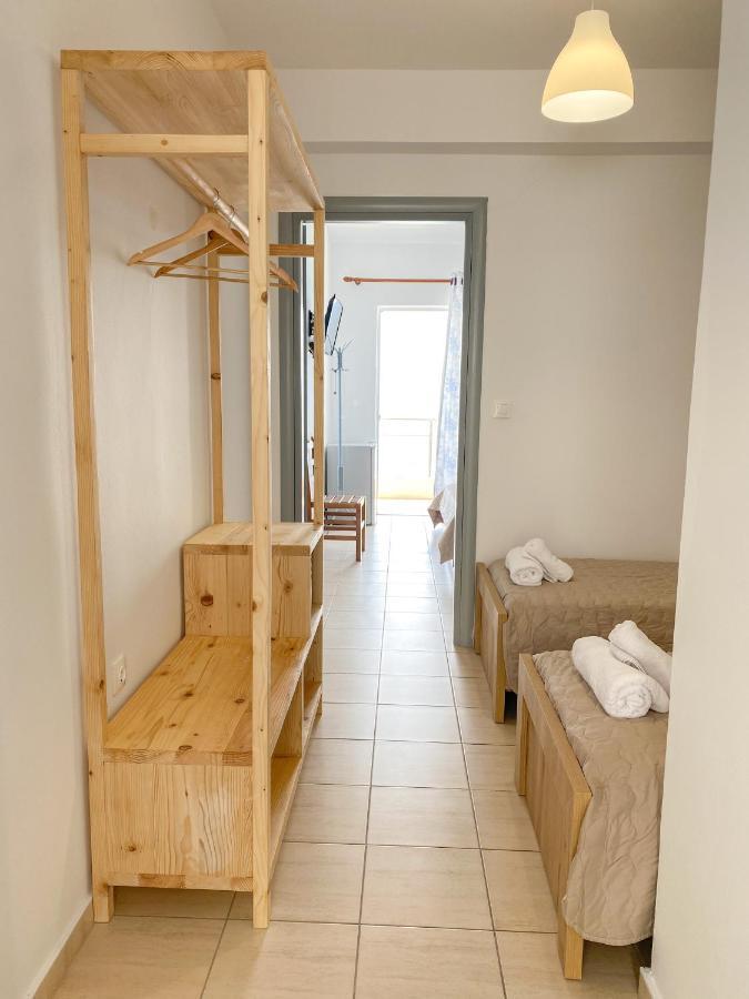 Acta'S Rooms Himarë Eksteriør billede